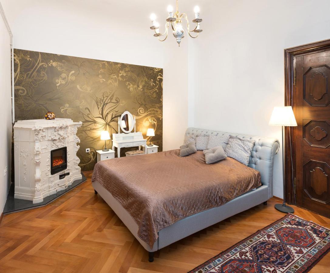 Codelli Deluxe Fresco City Centre App With Balcony Ljubljana Extérieur photo