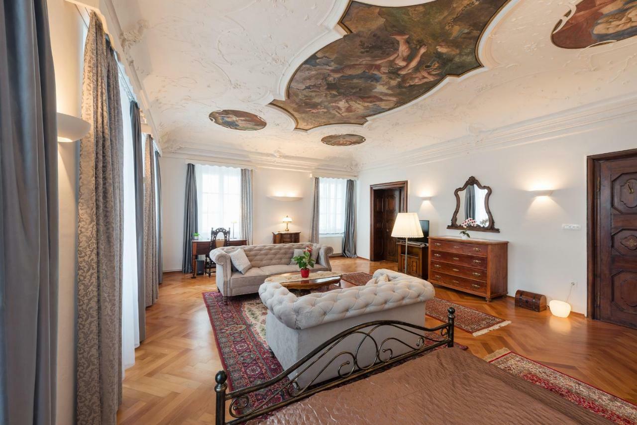 Codelli Deluxe Fresco City Centre App With Balcony Ljubljana Extérieur photo