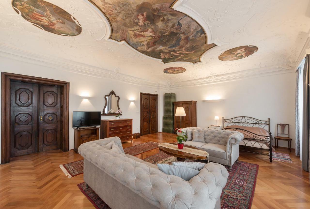 Codelli Deluxe Fresco City Centre App With Balcony Ljubljana Extérieur photo
